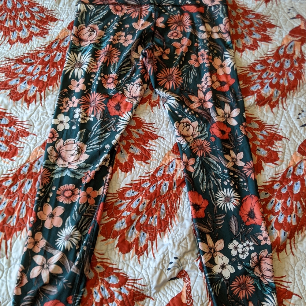 Yoga Democracy leggings.